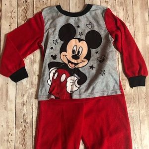 Disney Mickey Mouse Pajama Set